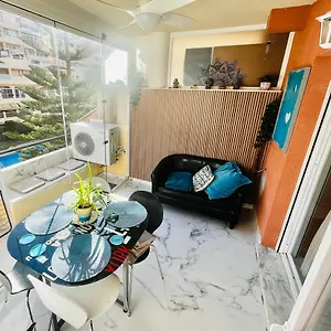 Piso En Zona Tranquila De - Torrequebrada Golf Appartement